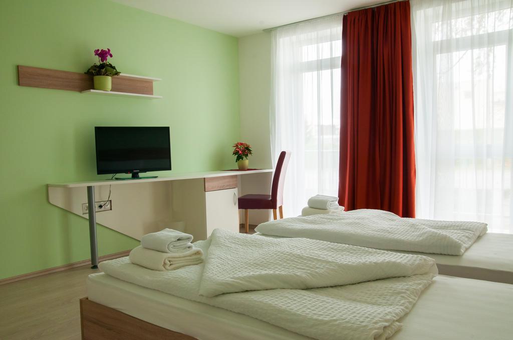 Hotel Pallone Balatonfüred Quarto foto