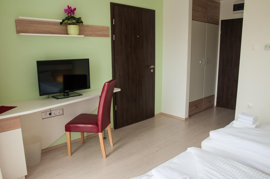 Hotel Pallone Balatonfüred Quarto foto